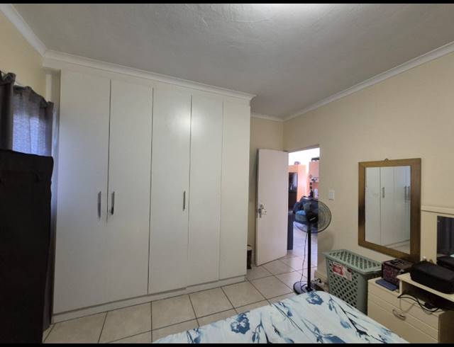 2 BEDROOM APARTMENT FOR SALE IN HARTENBOS CENTRAL
